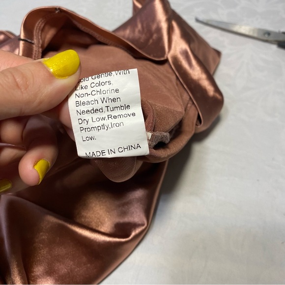 Drapey Cowl Neck Bodysuit Silky Shiny Rose Sleeveless Top Blouse Dressy Wom Sm - Picture 11 of 15